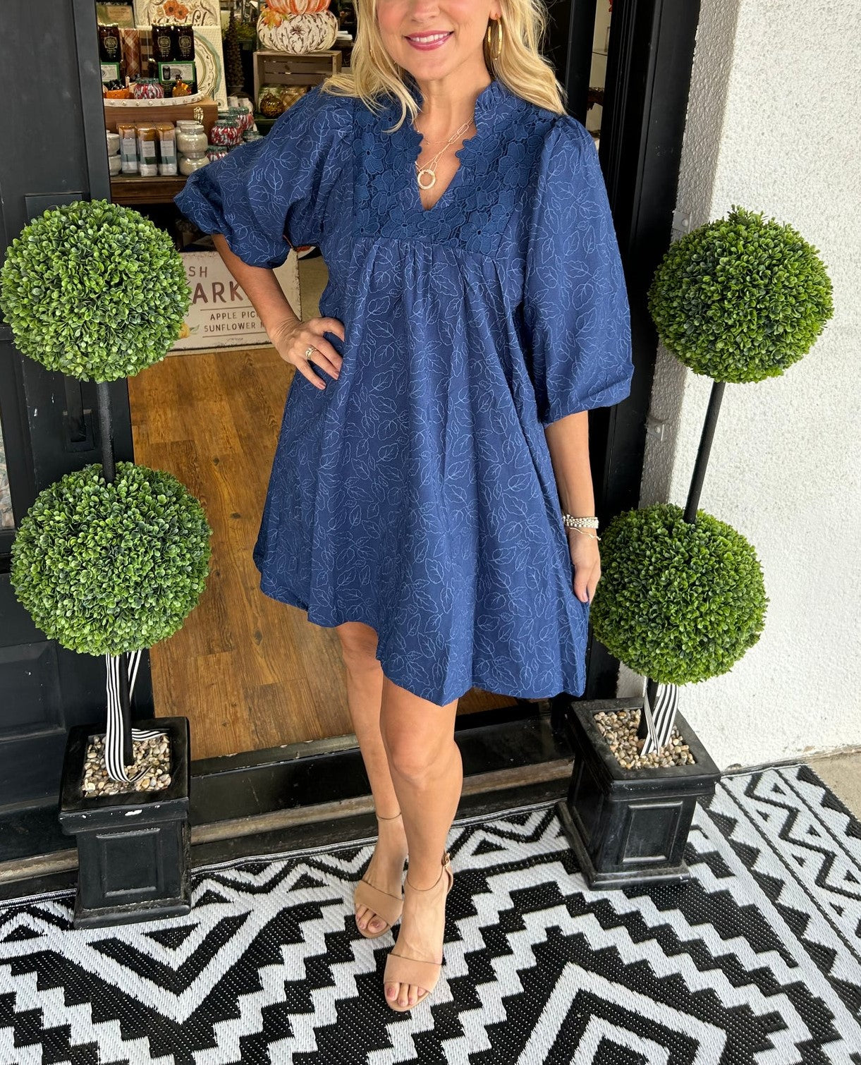 Women's Puff Sleeve Leaf Jacquard Mini Dress